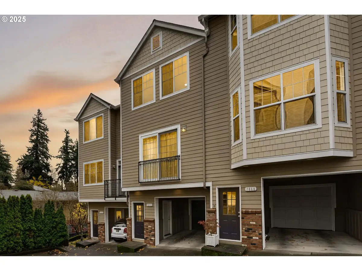 7872 SW 31st Ave #11, Portland, OR 97219 - Image #1