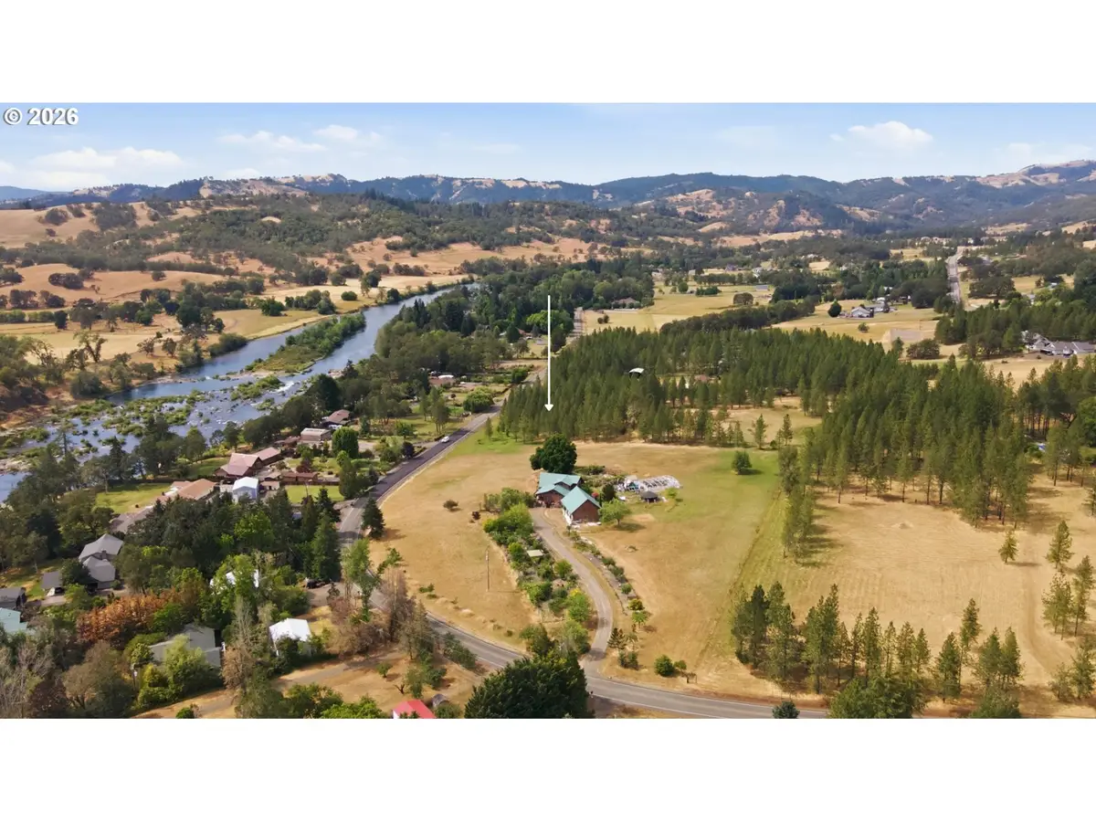 441 Echo Dr, Roseburg, OR 97470 - #1