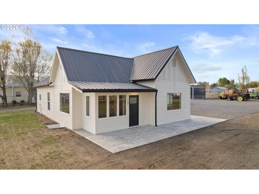 720 Esther Ave, Imbler, OR 97841 - #3