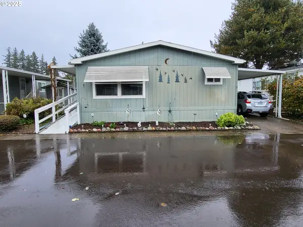 18485 SW Pacific Dr #85, Tualatin, OR 97062