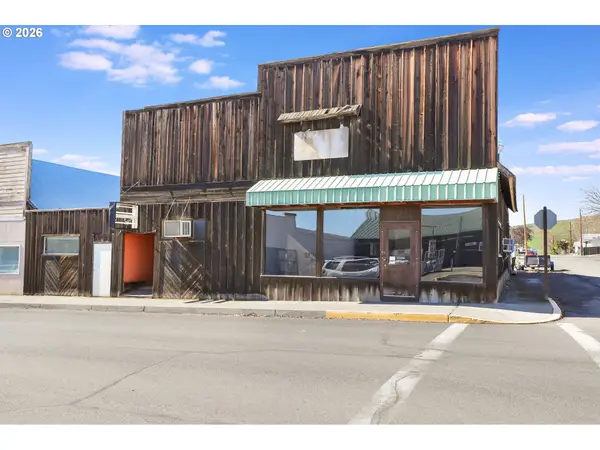 181 N Main St, Dufur, OR 97021