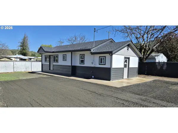 119 Walnut St, MyrtleCreek, OR 97457