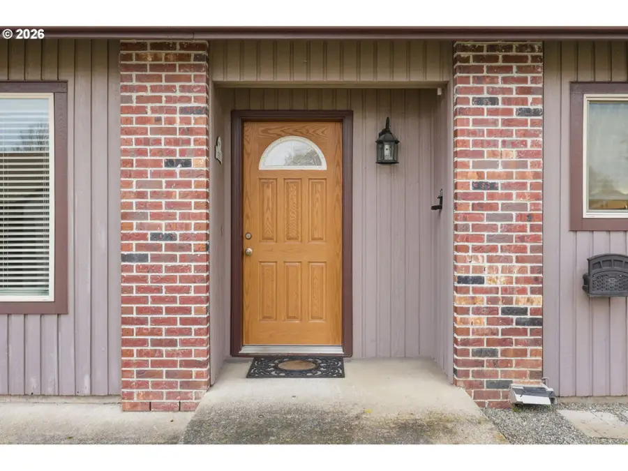 1202 NW 136th St, Vancouver, WA 98685 - #3