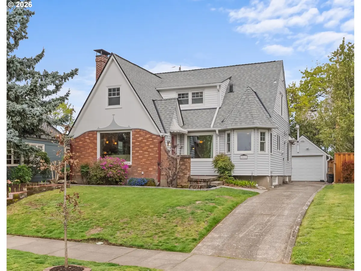 7017 NE Sacramento St, Portland, OR 97213 - #1