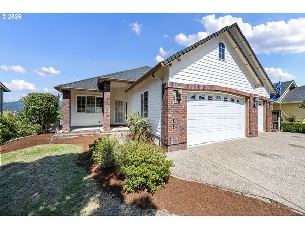 3466 Ambleside Dr, Springfield, OR 97477