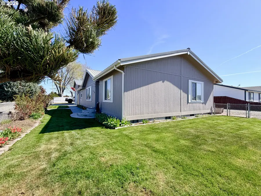 200 NE Oregon Ave, Irrigon, OR 97844 - #2