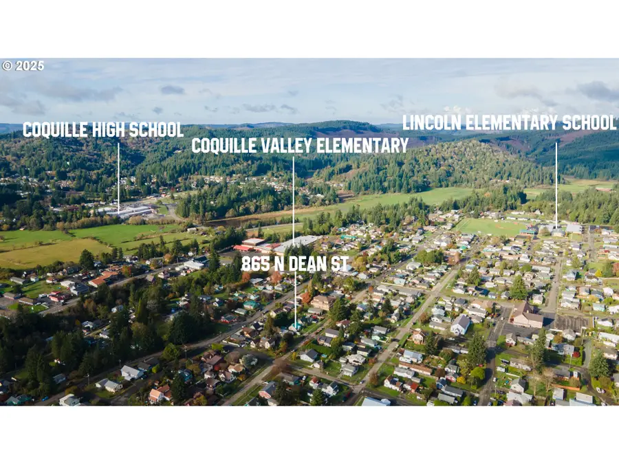 865 N Dean St, Coquille, OR 97423 - Image #3
