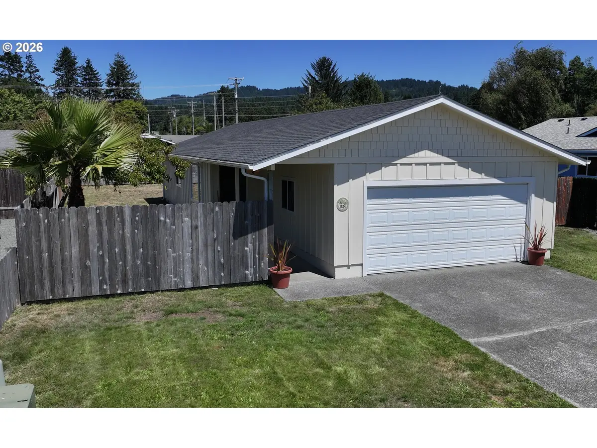1126 Boyer Ct, Brookings, OR 97415 - #1