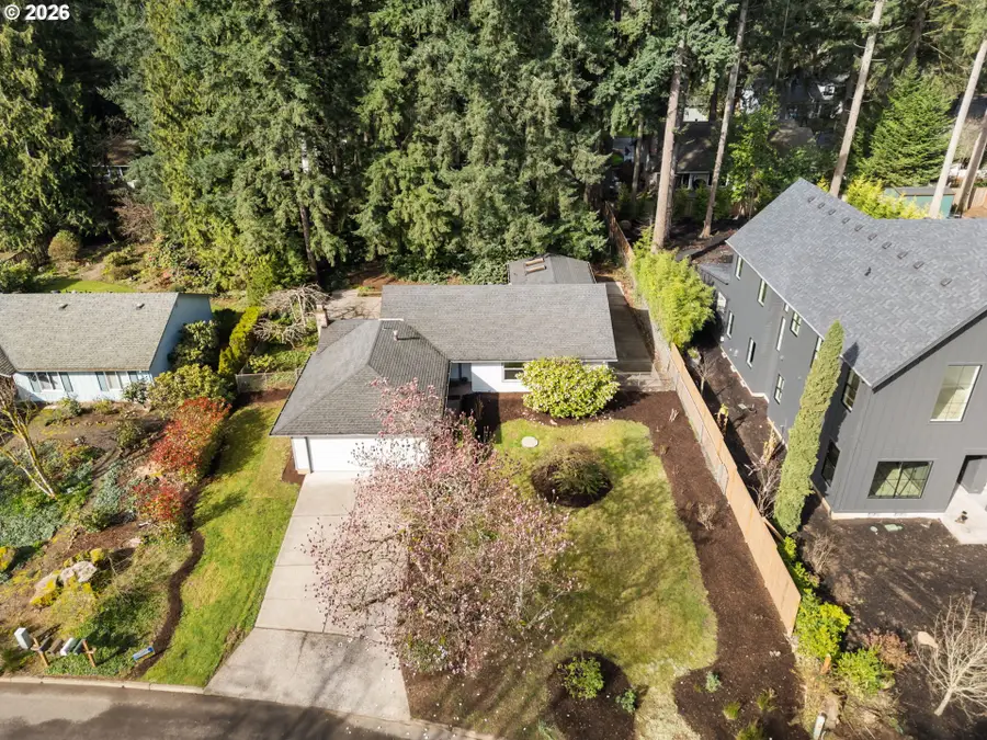 19135 Red Wing Ct, Northwest Clackamas, OR 97035 - #2