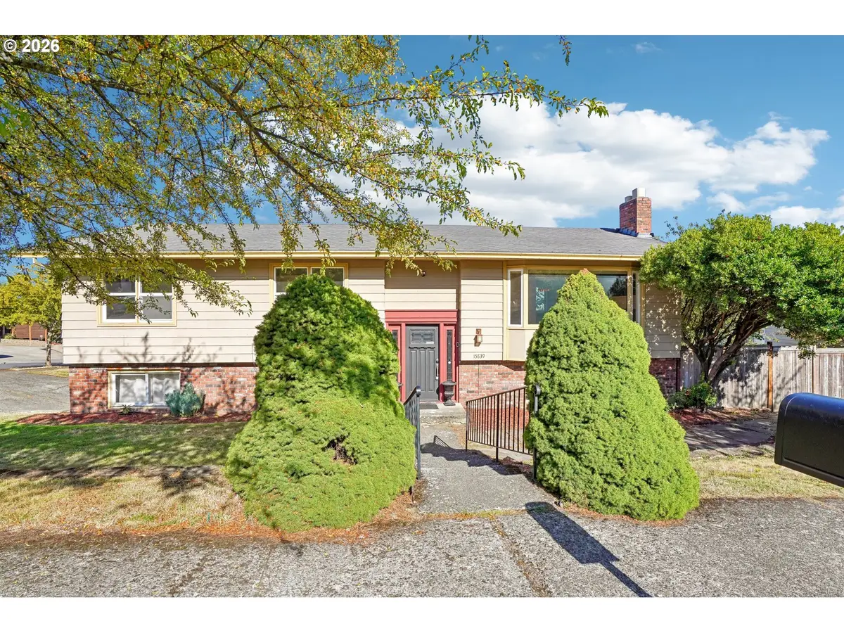 15839 NE Siskiyou St, Portland, OR 97230 - #1