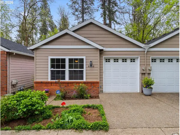 8830 SW Maple Ct, Portland, OR 97223