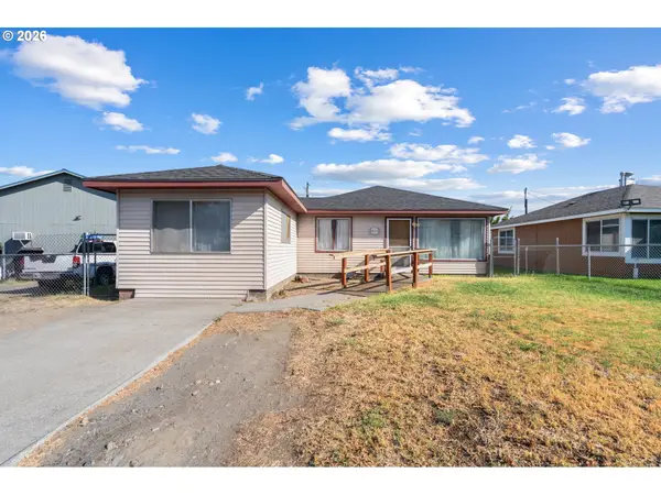 1221 7th St, Umatilla, OR 97882