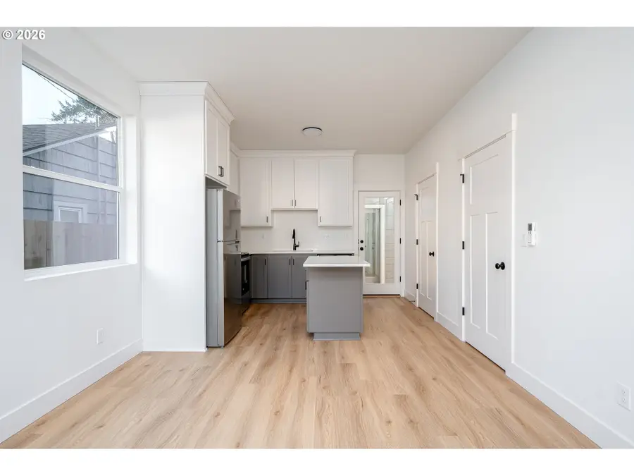 12094 SE Market St, Portland, OR 97216 - #3