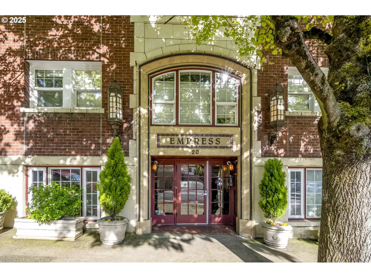 20 NW 16th Ave #404, Portland, OR 97209 - #1