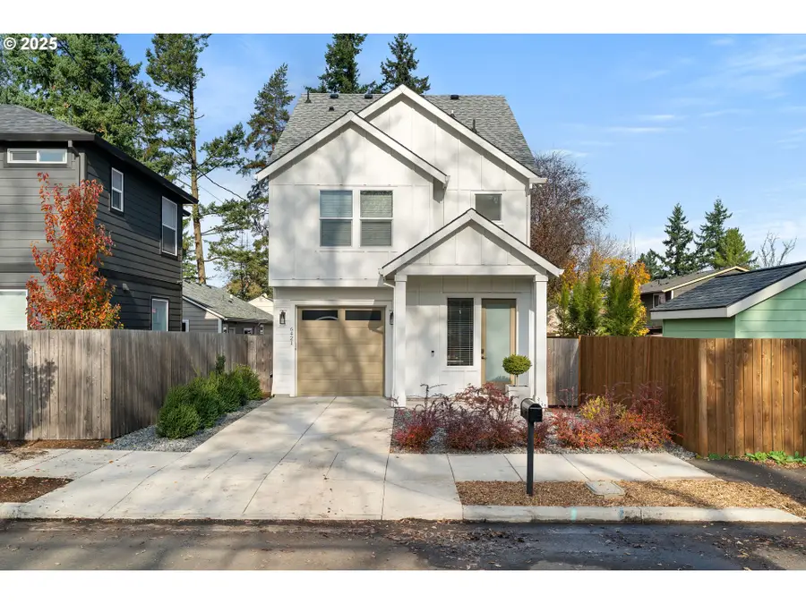 6421 SE Cooper St, Portland, OR 97206 - Image #2