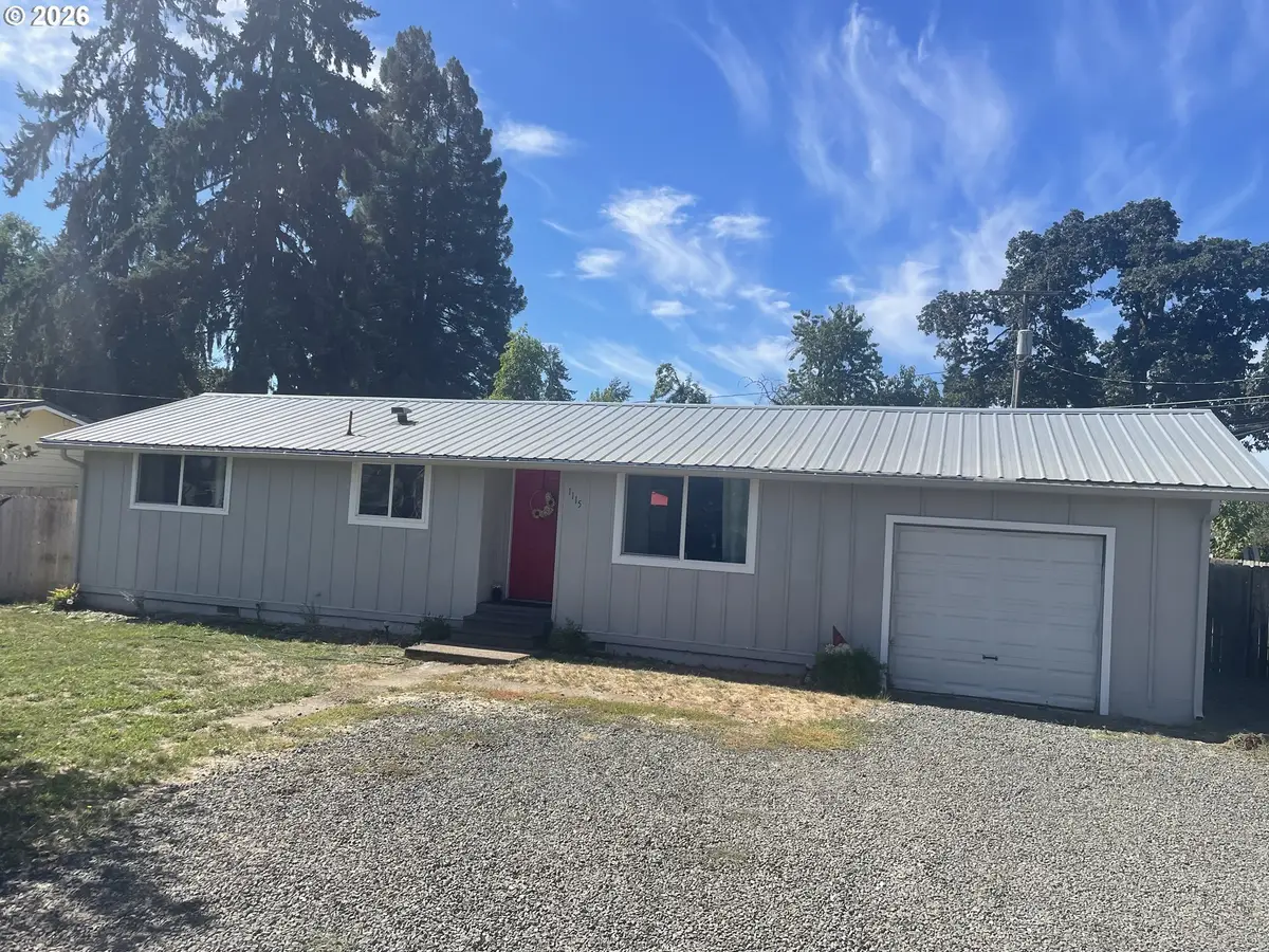 1115 Thayer Ave, Cottage Grove, OR 97424 - #1