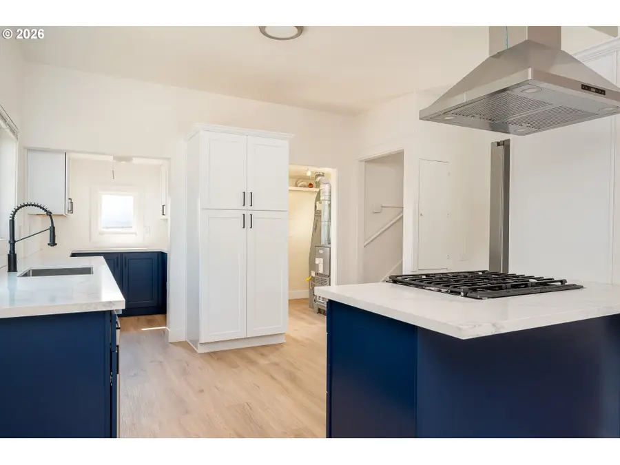 6836 SE Long St, Portland, OR 97206 - #2
