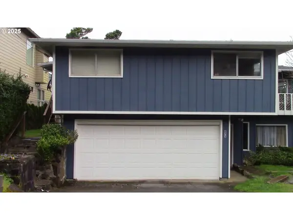 675 SE Keel Ave, LincolnCity, OR 97367