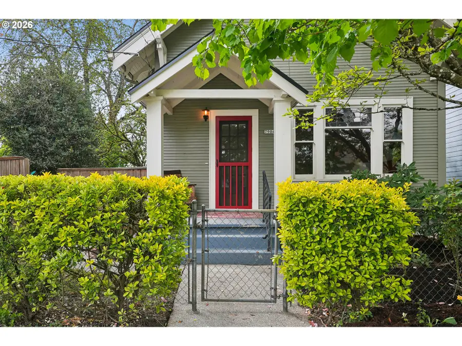 7904 SE Taylor St, Portland, OR 97215 - #3