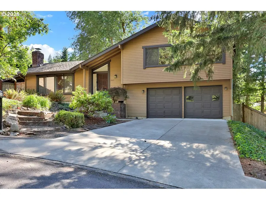 2663 E Wilshire Dr, Eugene, OR 97405 - #3