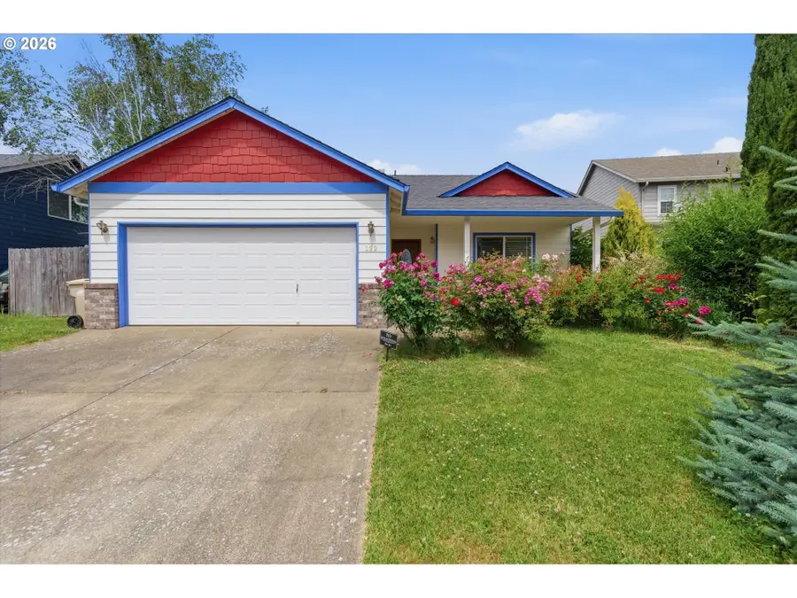 132 NW Howard Ln, Dallas, OR 97338 - #2