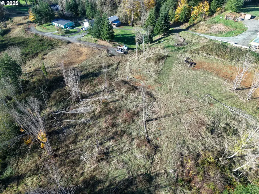 17 Bartleson #1419, Coosbay, OR 97420 - Image #3