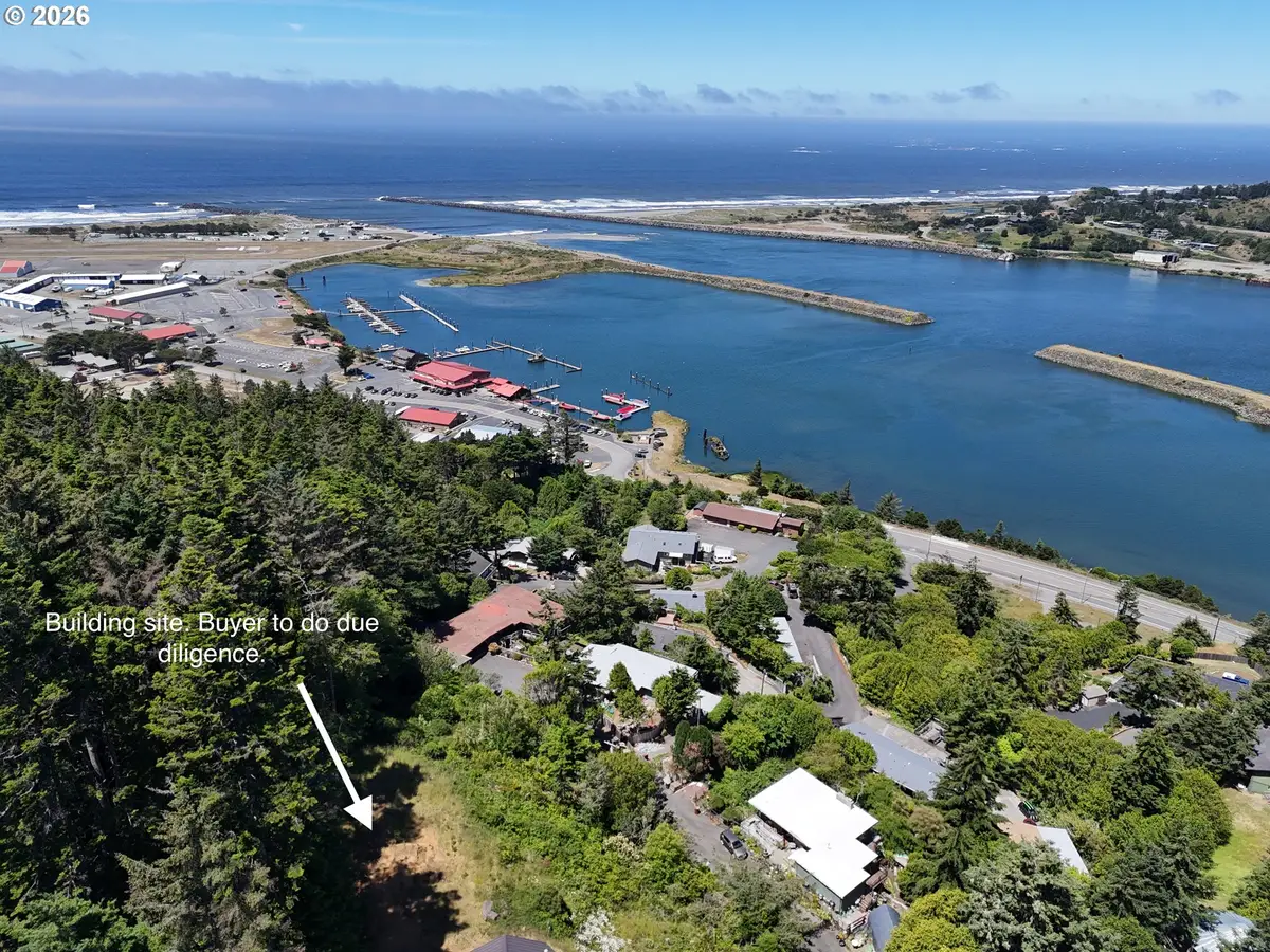 Rogue View Ln, Gold Beach, OR 97444 - #1