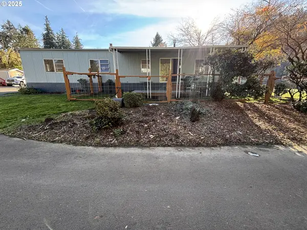 16300 SE Highway 224 #21, Damascus, OR 97089