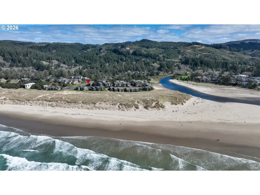 101 N Breakers Point Dr #101, Cannon Beach, OR 97110 - #3