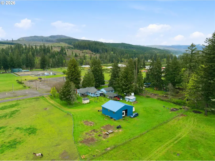 48974 SE Fairview St, Mill City, OR 97360 - #2