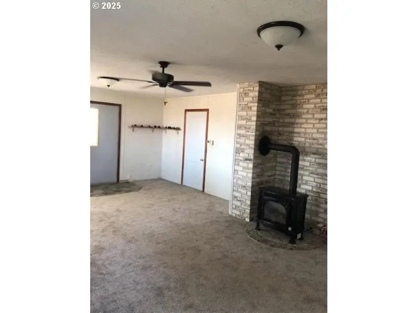 226 W Hartley Ave, Hermiston, OR 97838 - Image #3