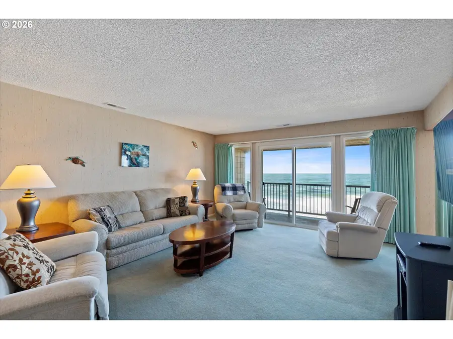 325 Lancer St #39, Lincoln Beach, OR 97367 - #2