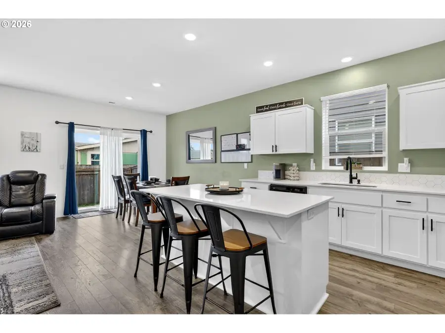 900 Ben Brown Ln, Woodburn, OR 97071 - #3