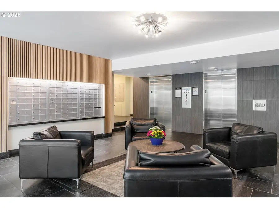 255 SW Harrison St, Portland, OR 97201 - #3