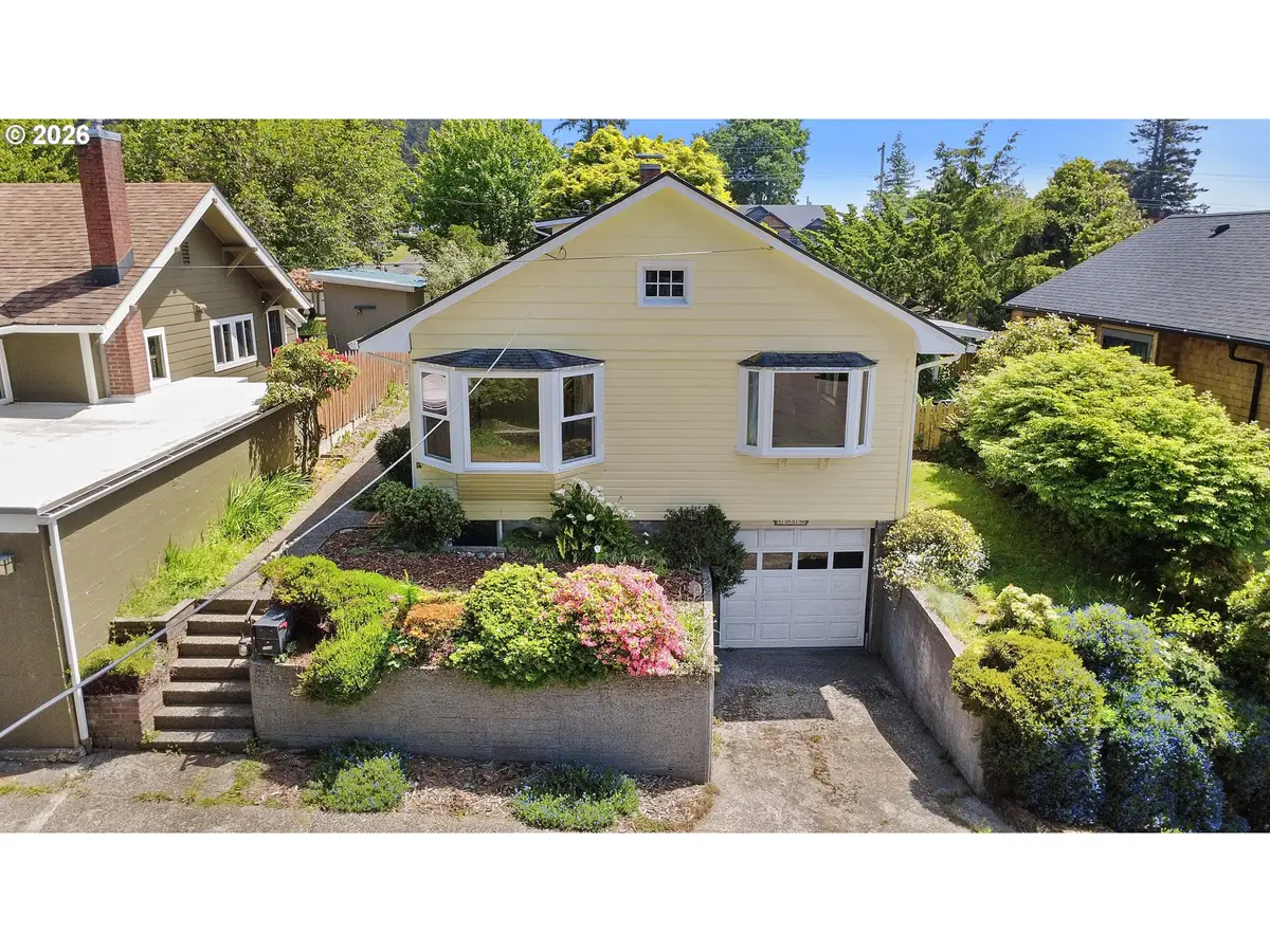 1814 4th St, Astoria, OR 97103 - #1