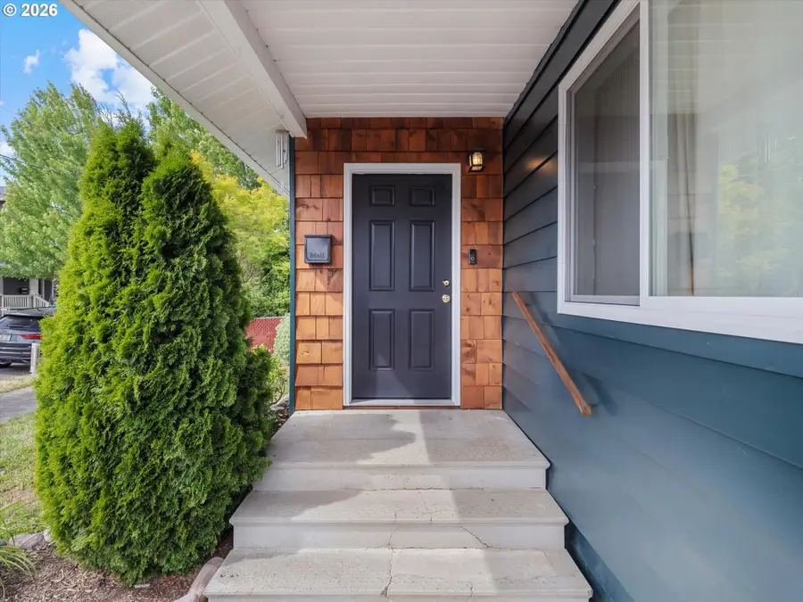 3730 SE 64th Ave, Portland, OR 97206 - #3