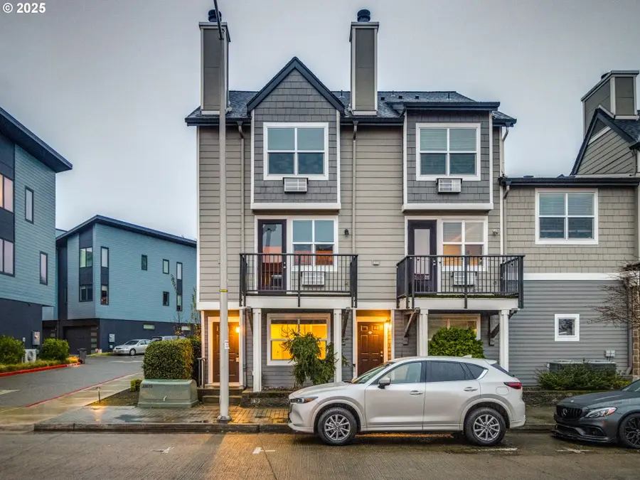 1744 SE Halyard Ln, Vancouver, WA 98661 - Image #2