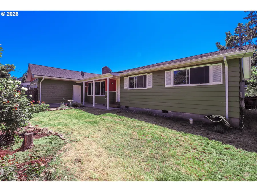 7077 Main St, Springfield, OR 97478 - #2