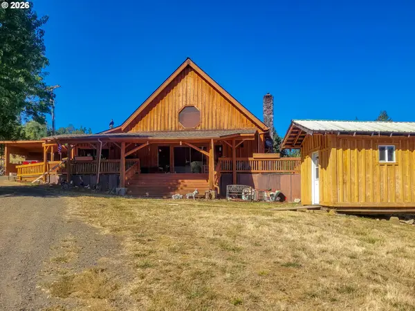 3450 Hogan Rd, Oakland, OR 97462