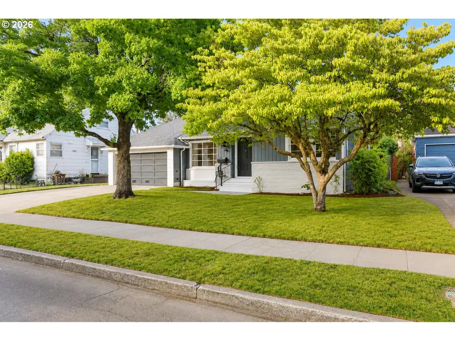 7430 N Hurst Ave, Portland, OR 97203 - #2