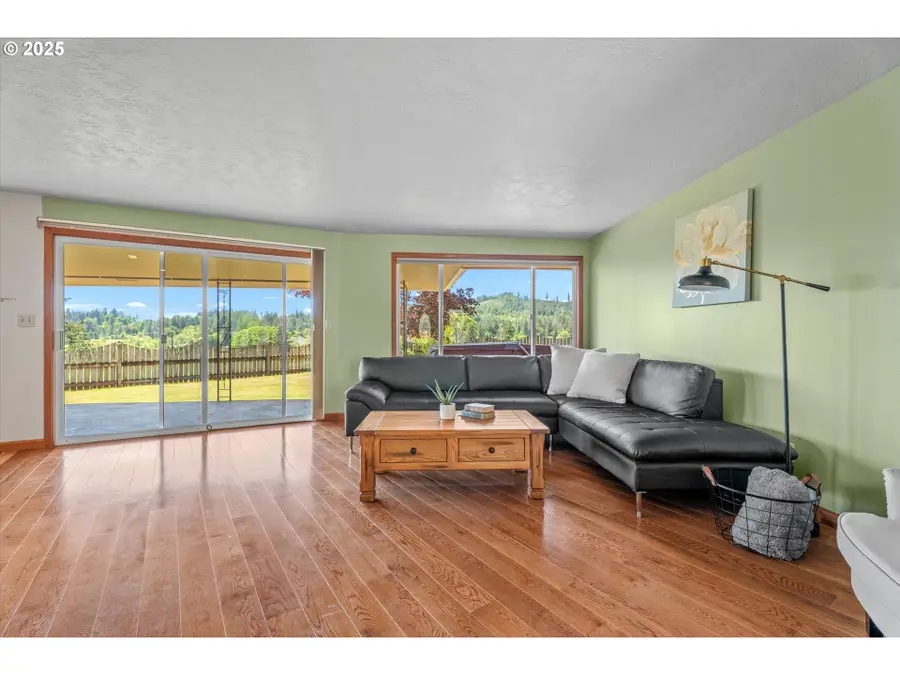 32117 Bellinger Scale Rd, Lebanon, OR 97355 - #3