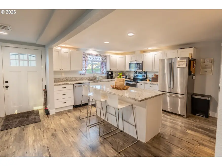 17673 S Hattan Rd, Redland, OR 97045 - #3