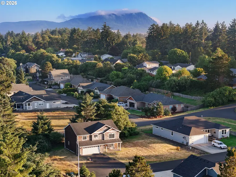1065 Picture Pl, Gearhart, OR 97138 - #2
