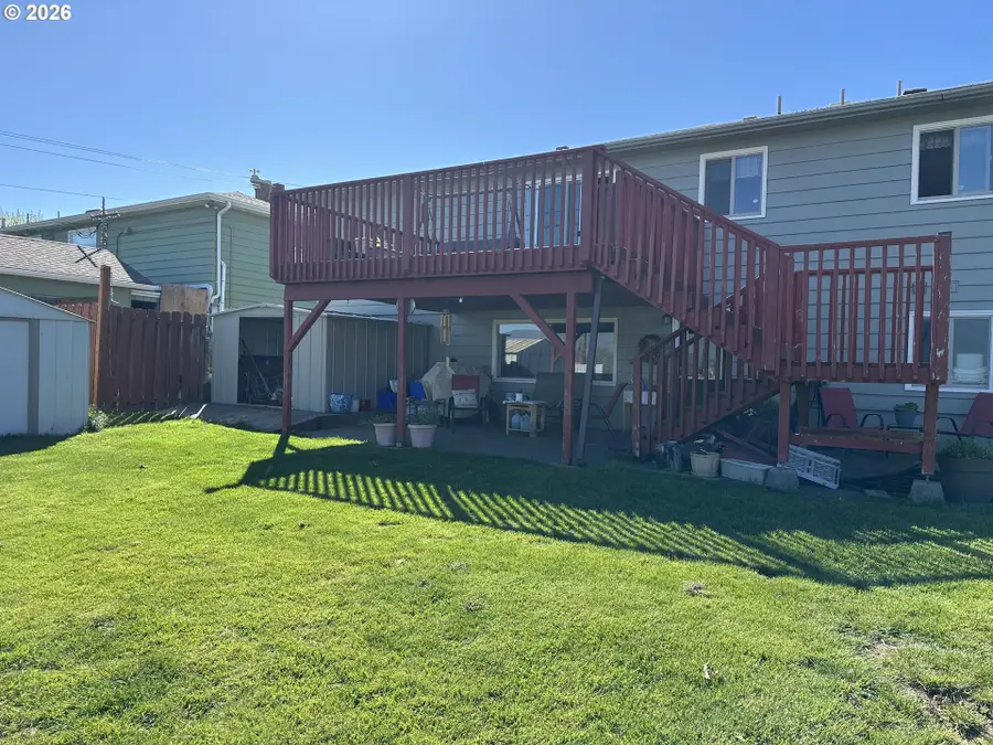1831 E 14th St, The Dalles, OR 97058 - #3