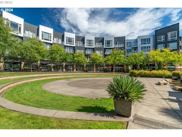 12600 SW Crescent St #423, Beaverton, OR 97005