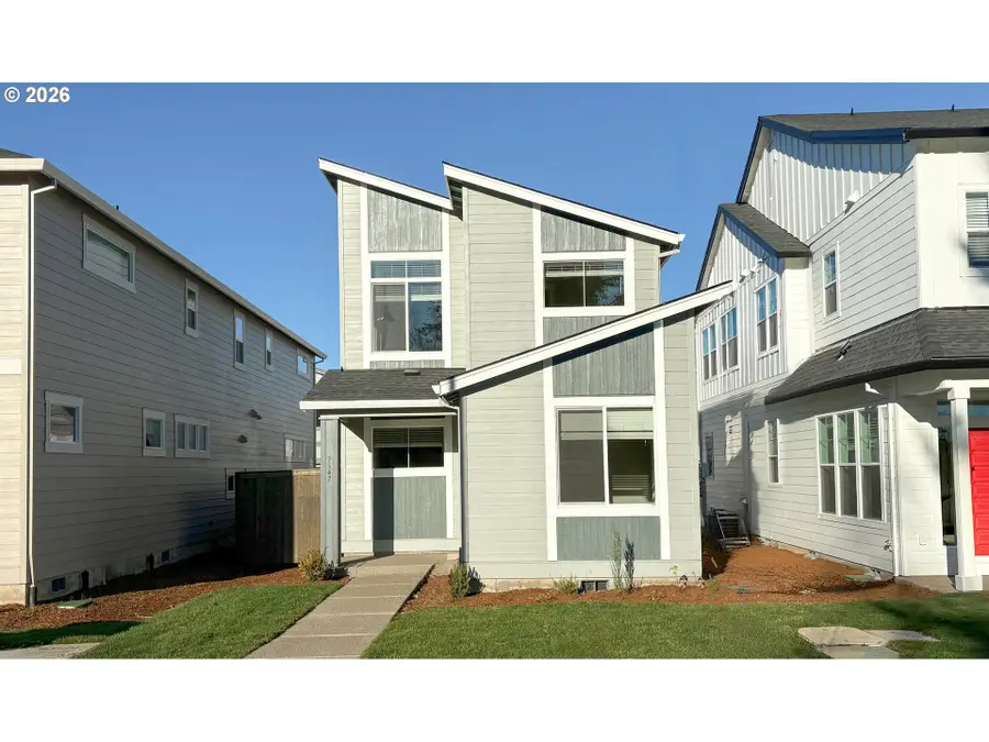 7395 SE Deline St, Hillsboro, OR 97123 - #2