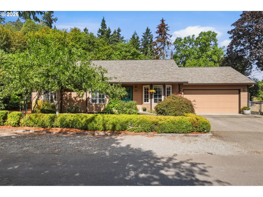 231 East St, Oregon City, OR 97045 - #2
