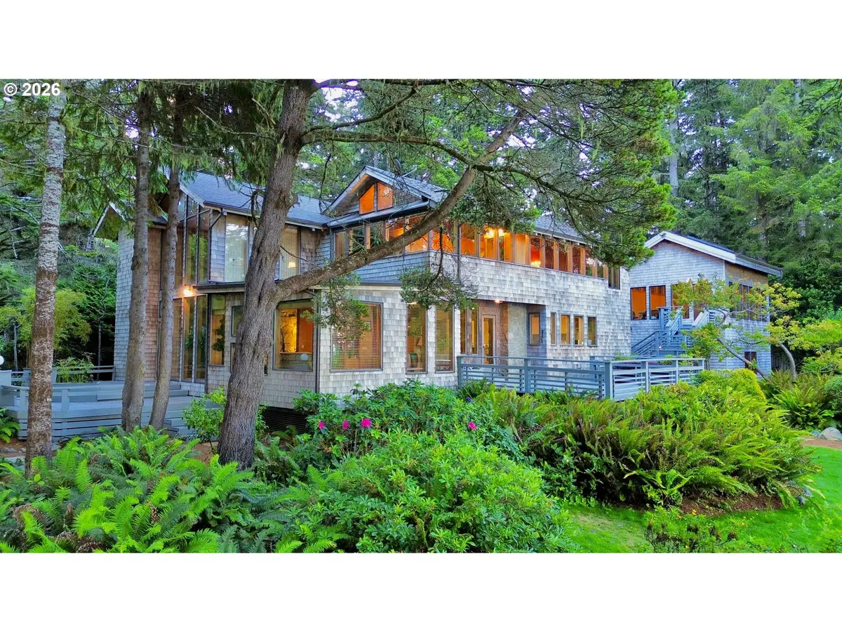 31780 Chantrelle Ln, Gold Beach, OR 97444 - #1