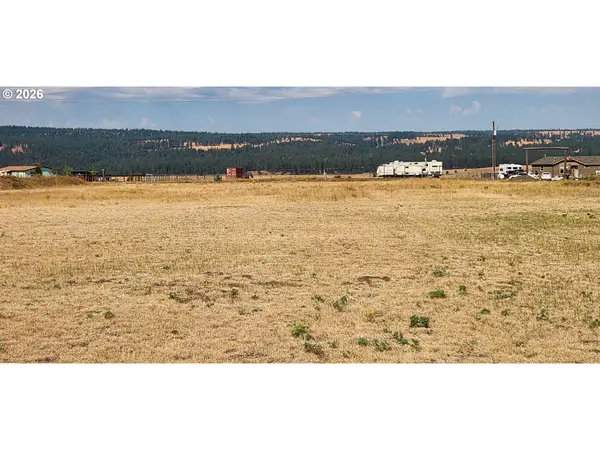 303 W Despain St, Ukiah, OR 97880
