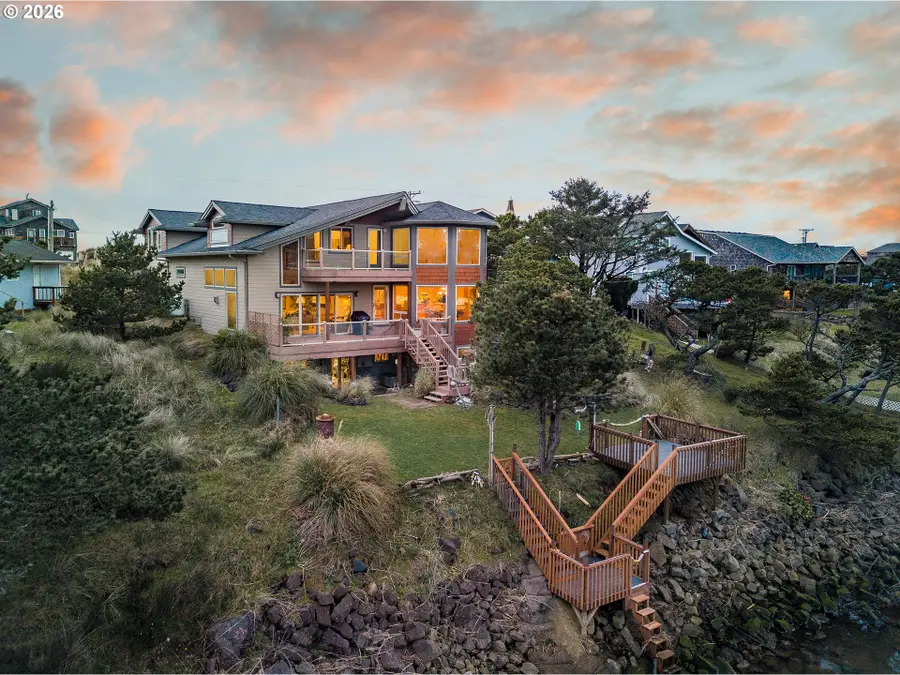 35395 Sunset Dr, Pacific City, OR 97135 - #2